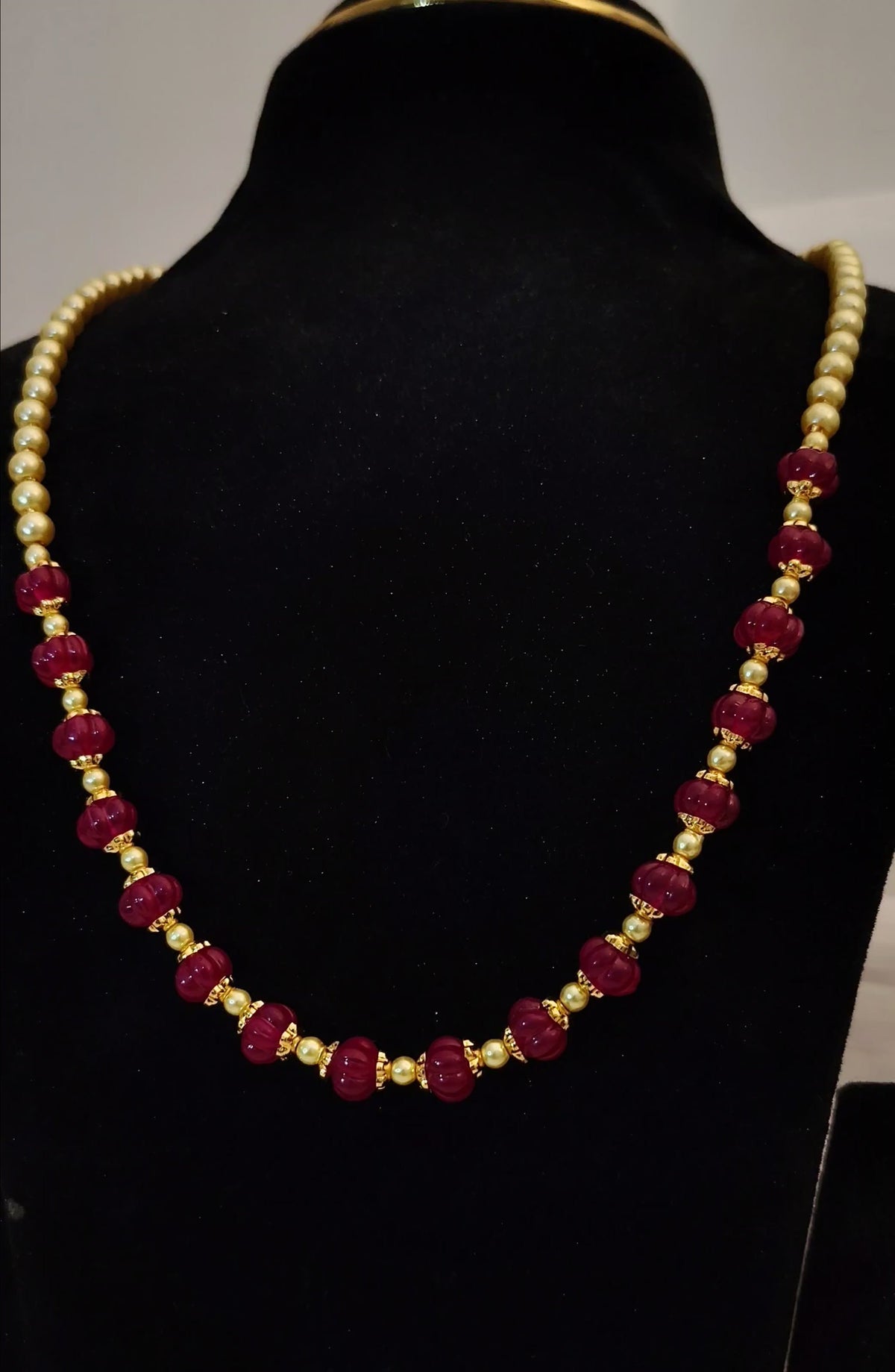 Red & Cream Pearls Necklace - view 2