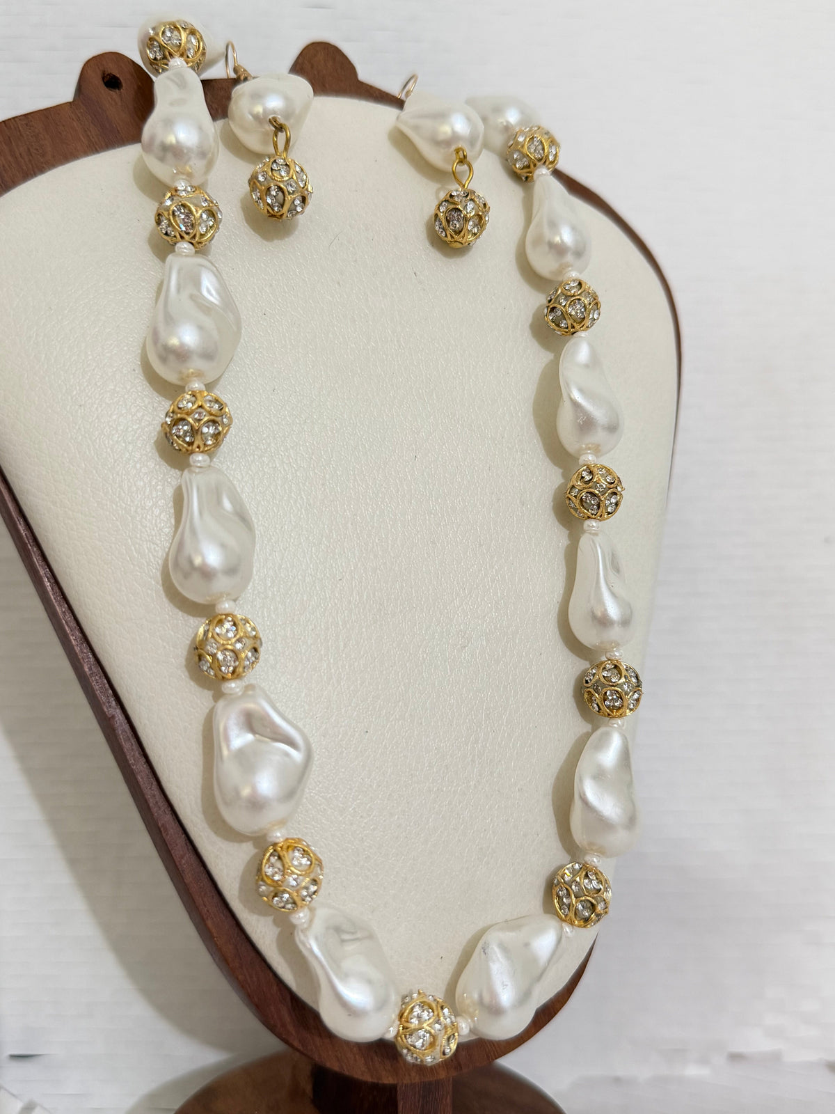 Luxe Pearl Drops Necklace with Earrings - view 2