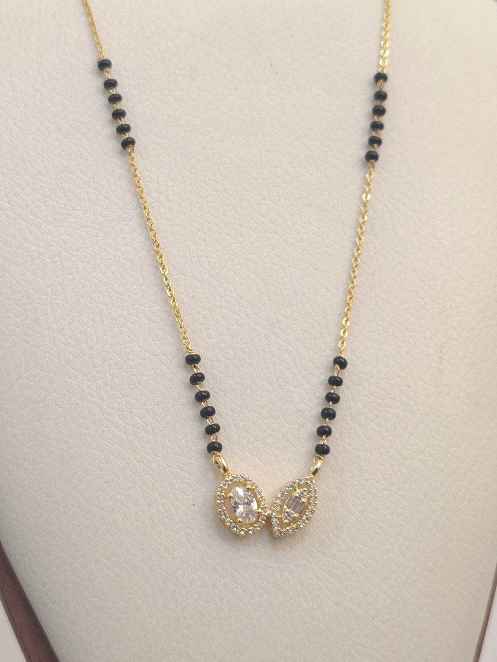 Dual-Pendant Design Mangalsutra - view 2