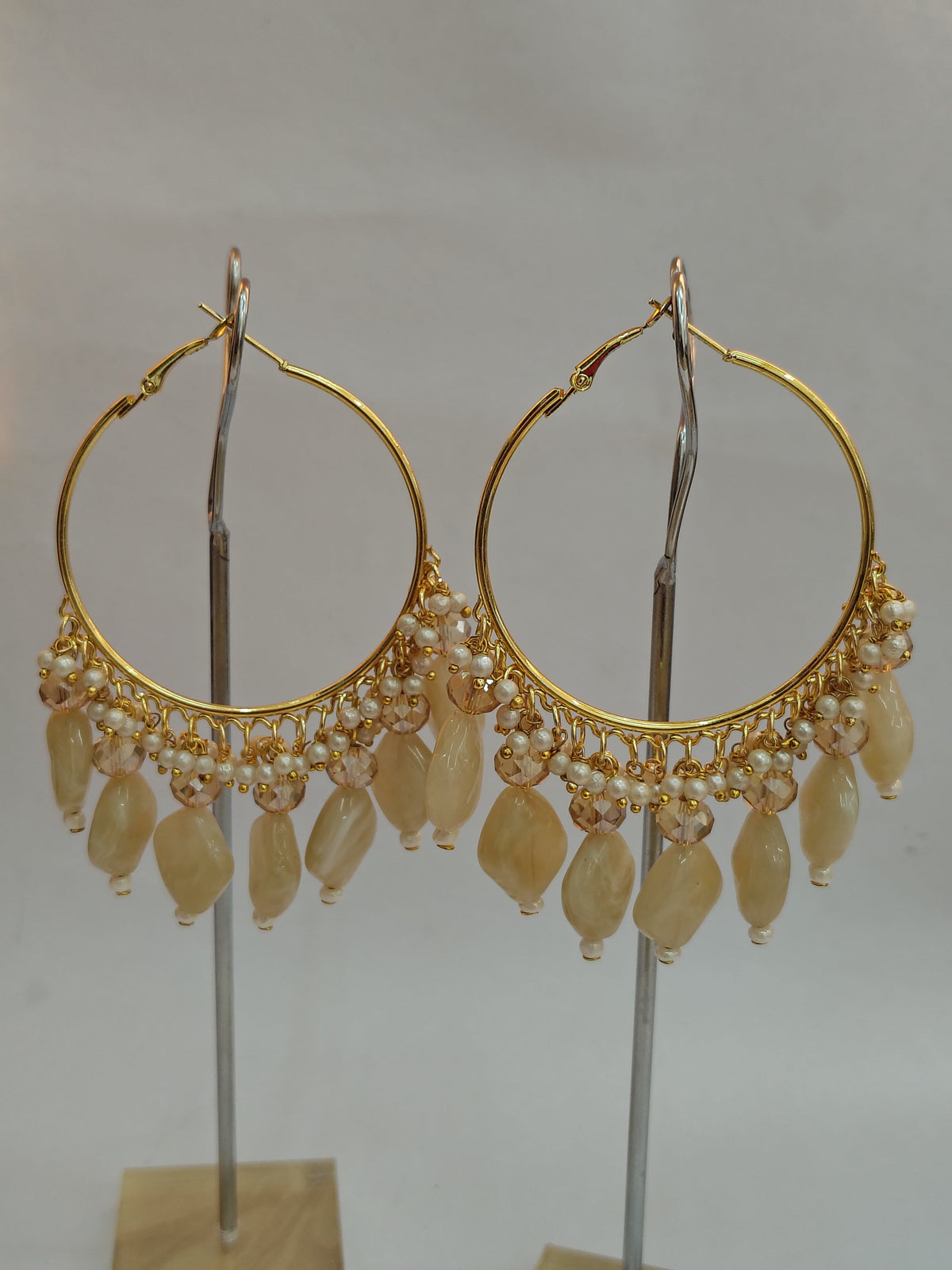 Golden Metal Hoop With Off White Stone - view 2