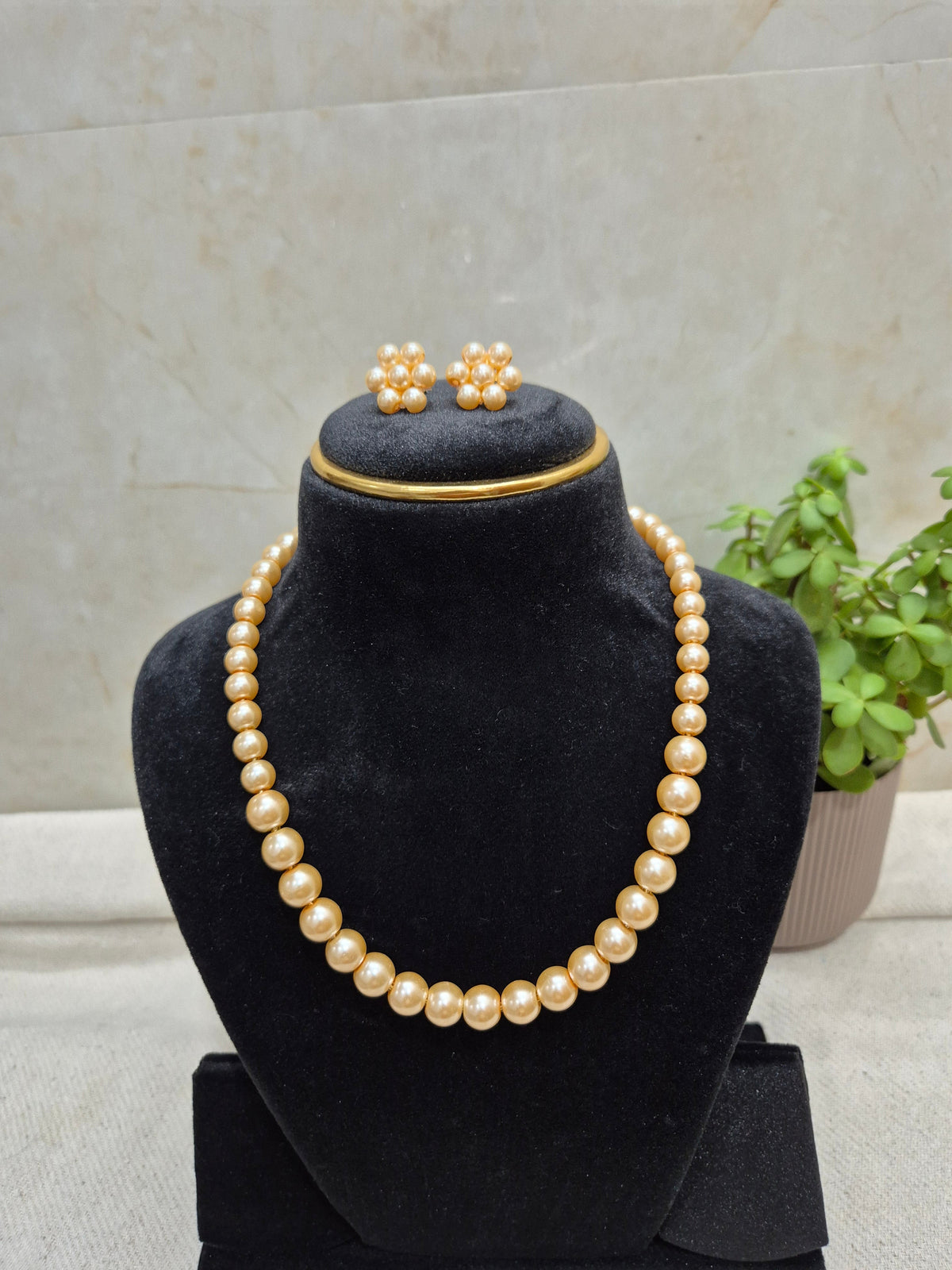 Light Golden Yellow Pearl Necklace Set - view 2